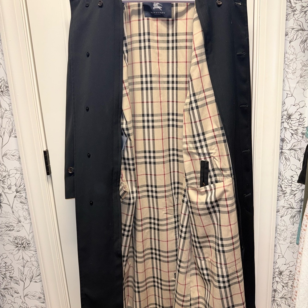 BURBERRY BLACK TRENCH JACK! NEVER WORN! L-XXL‎ - Picture 14 of 16